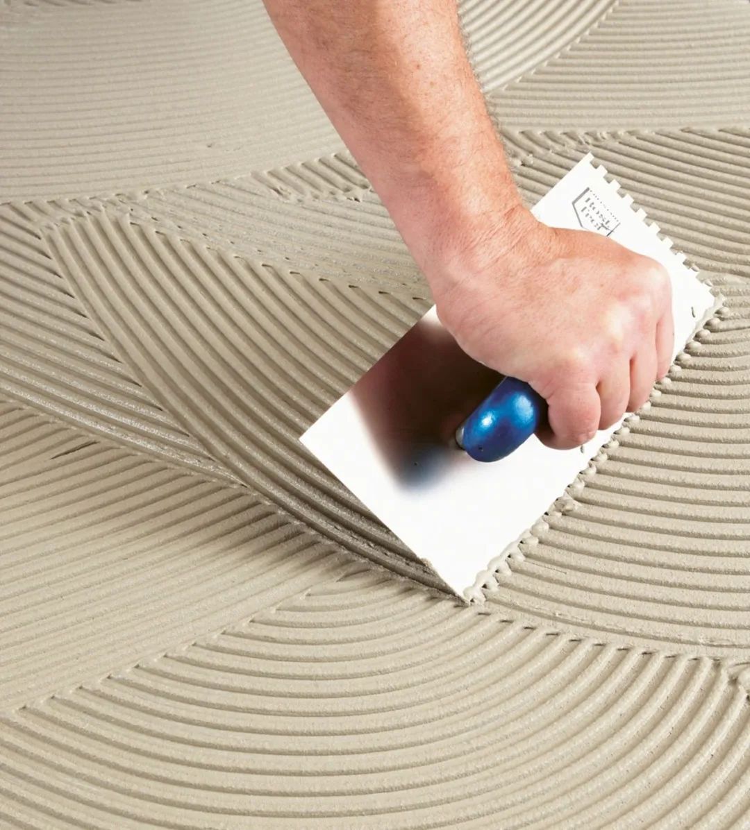 瓷砖怎么填缝 防霉填缝剂怎么用 - 麦高建材
